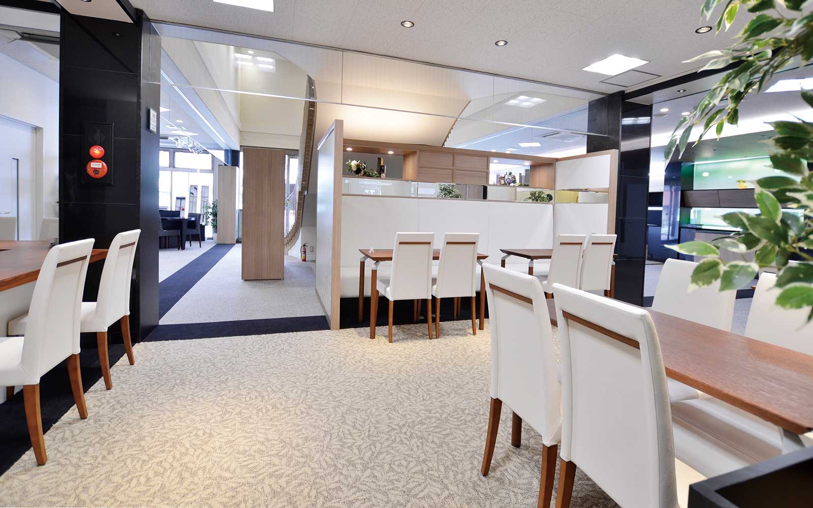 泉屋 瓢箪山メモリアルホール