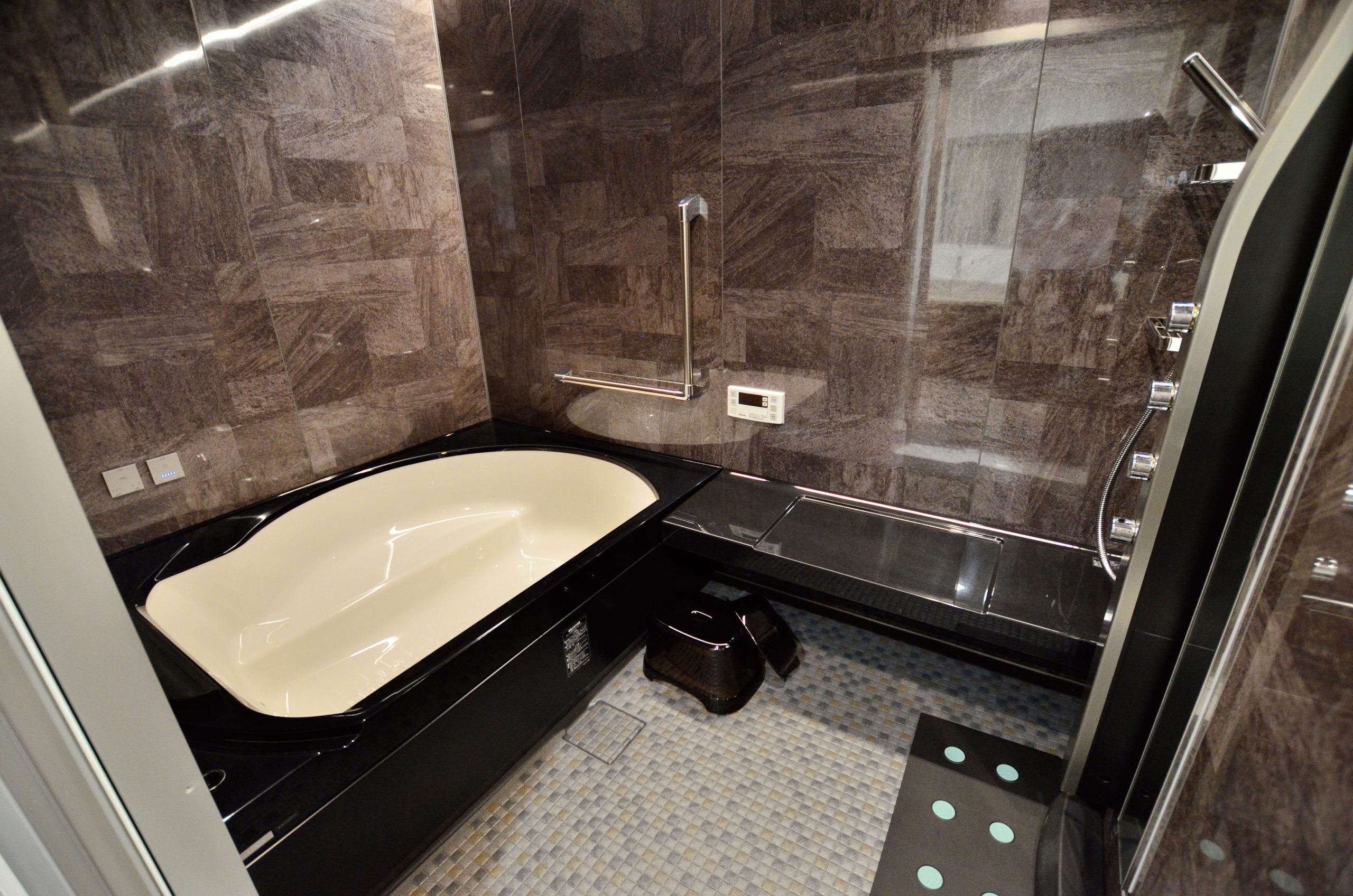 泉屋 瓢箪山家族葬ホール